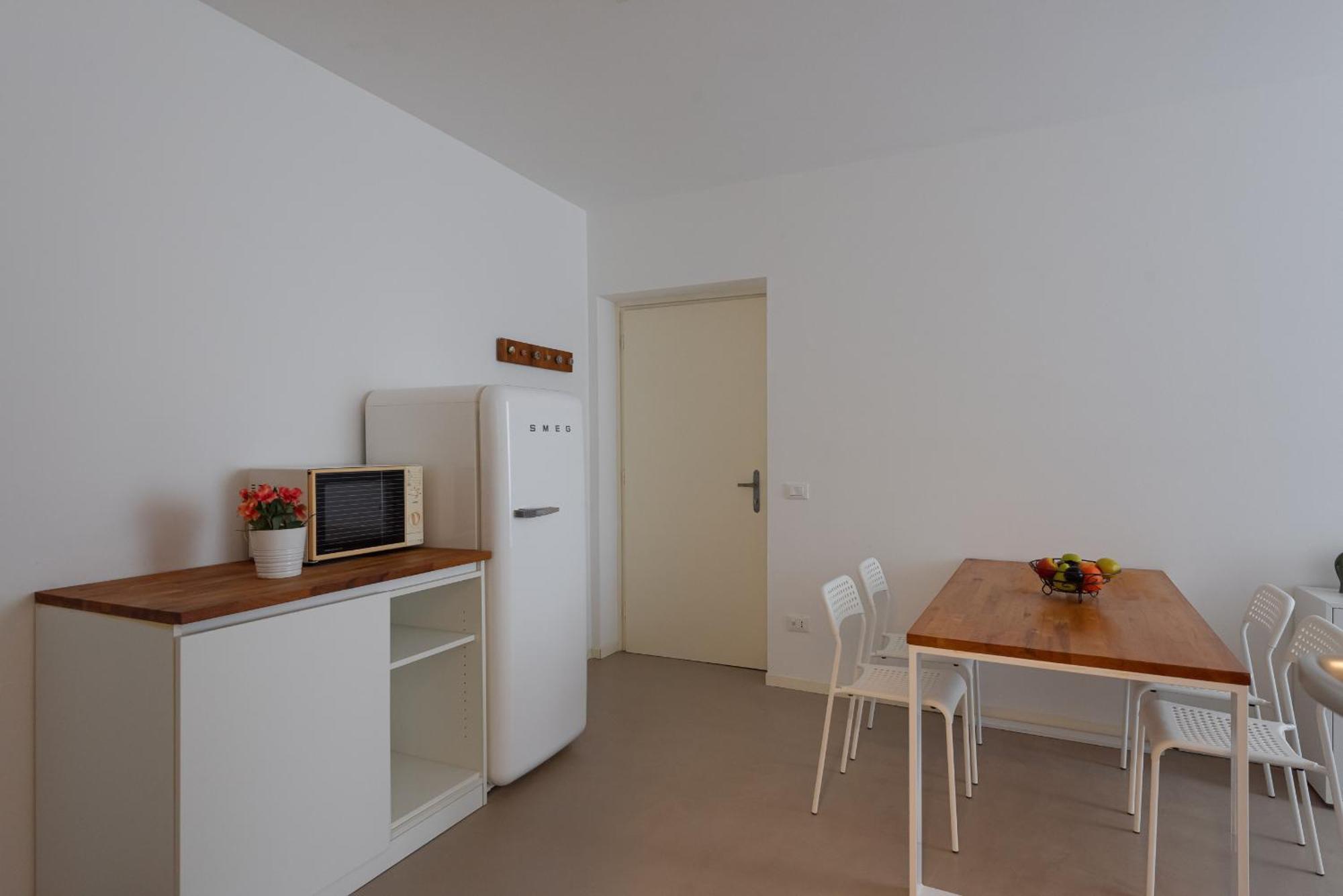 Residence Orti Apartments By Wonderful Italy 살로 외부 사진