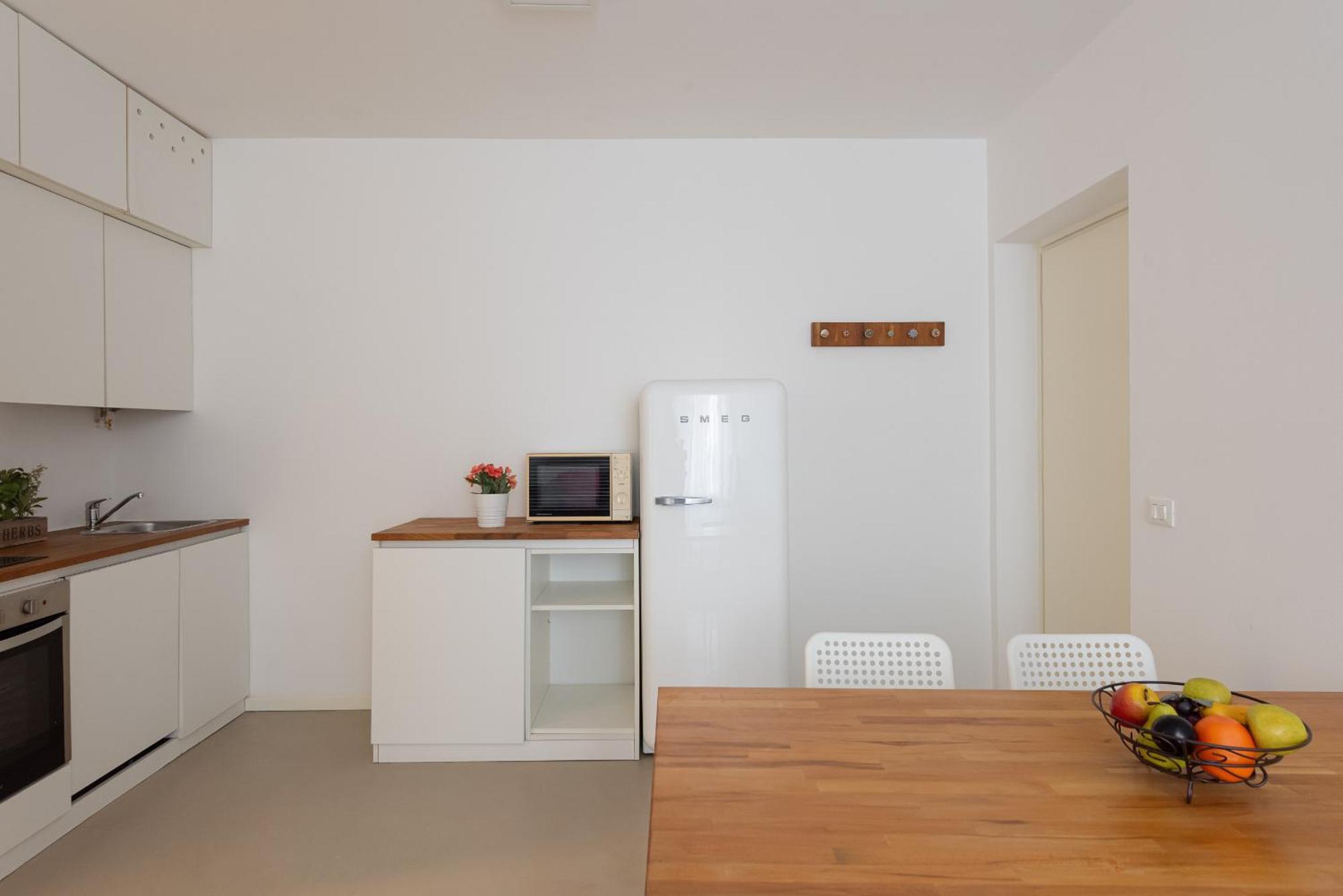 Residence Orti Apartments By Wonderful Italy 살로 외부 사진