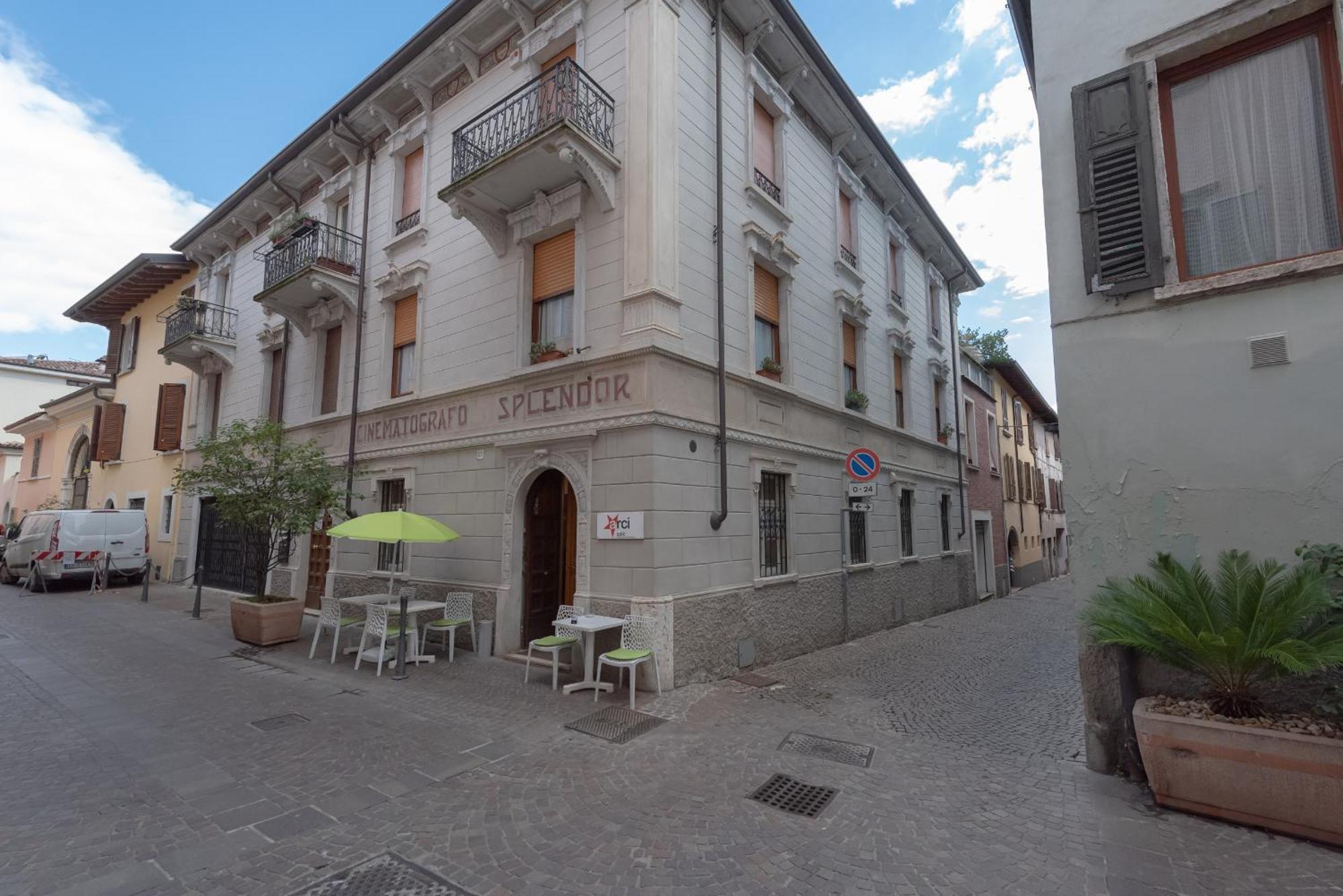 Residence Orti Apartments By Wonderful Italy 살로 외부 사진